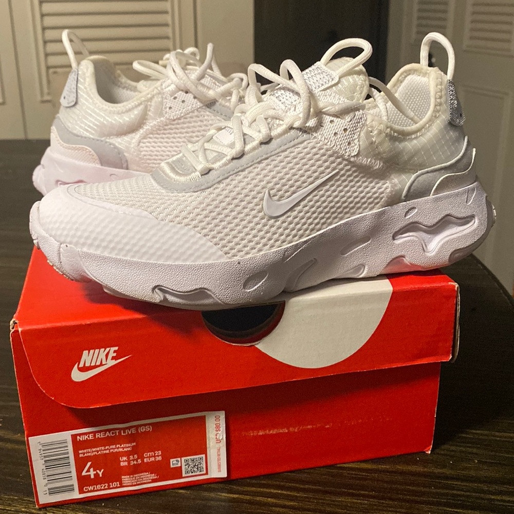 Nike Sneakers - White